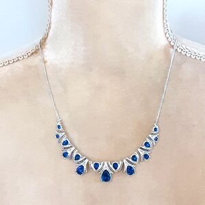 Elegant silver tone blue 16" necklace feminine